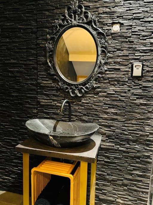 13 Nuances De Grey Jacuzzi Villa Marseille Exteriör bild